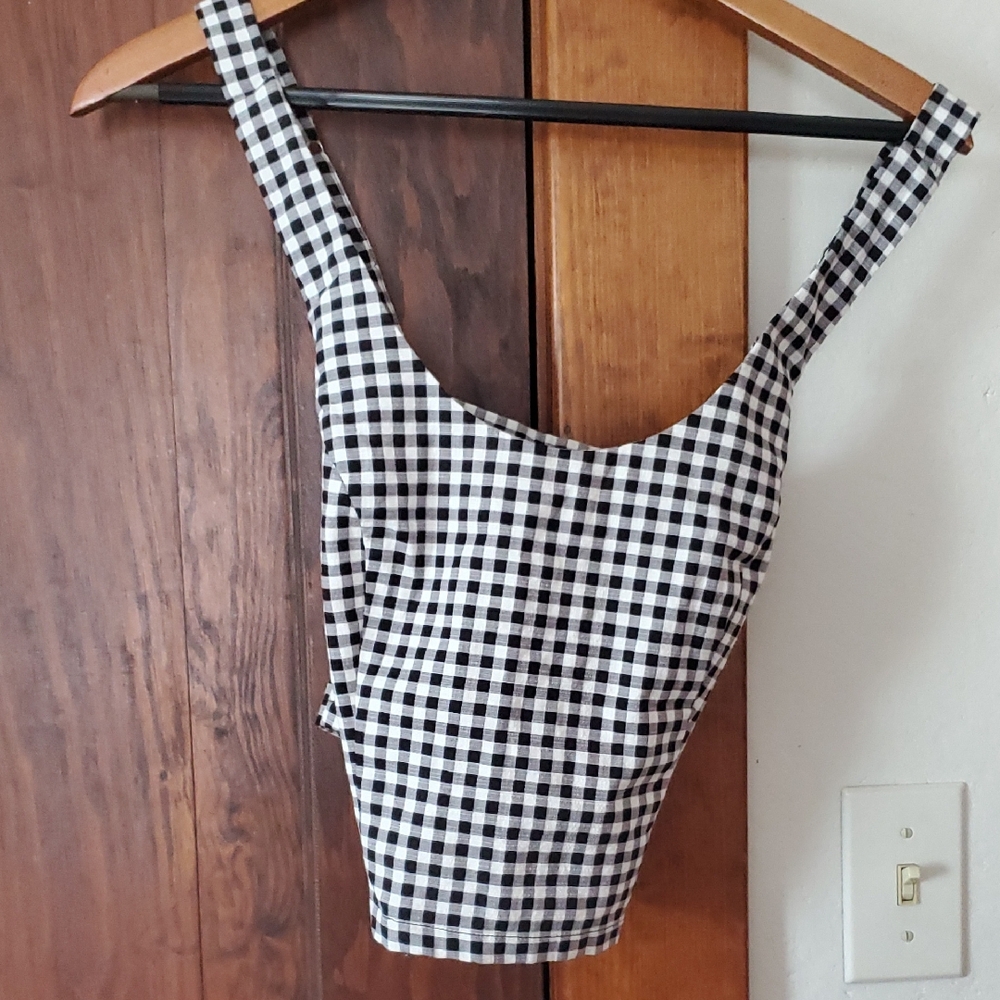 Hollister Black and White Fitted Crop Tank Top